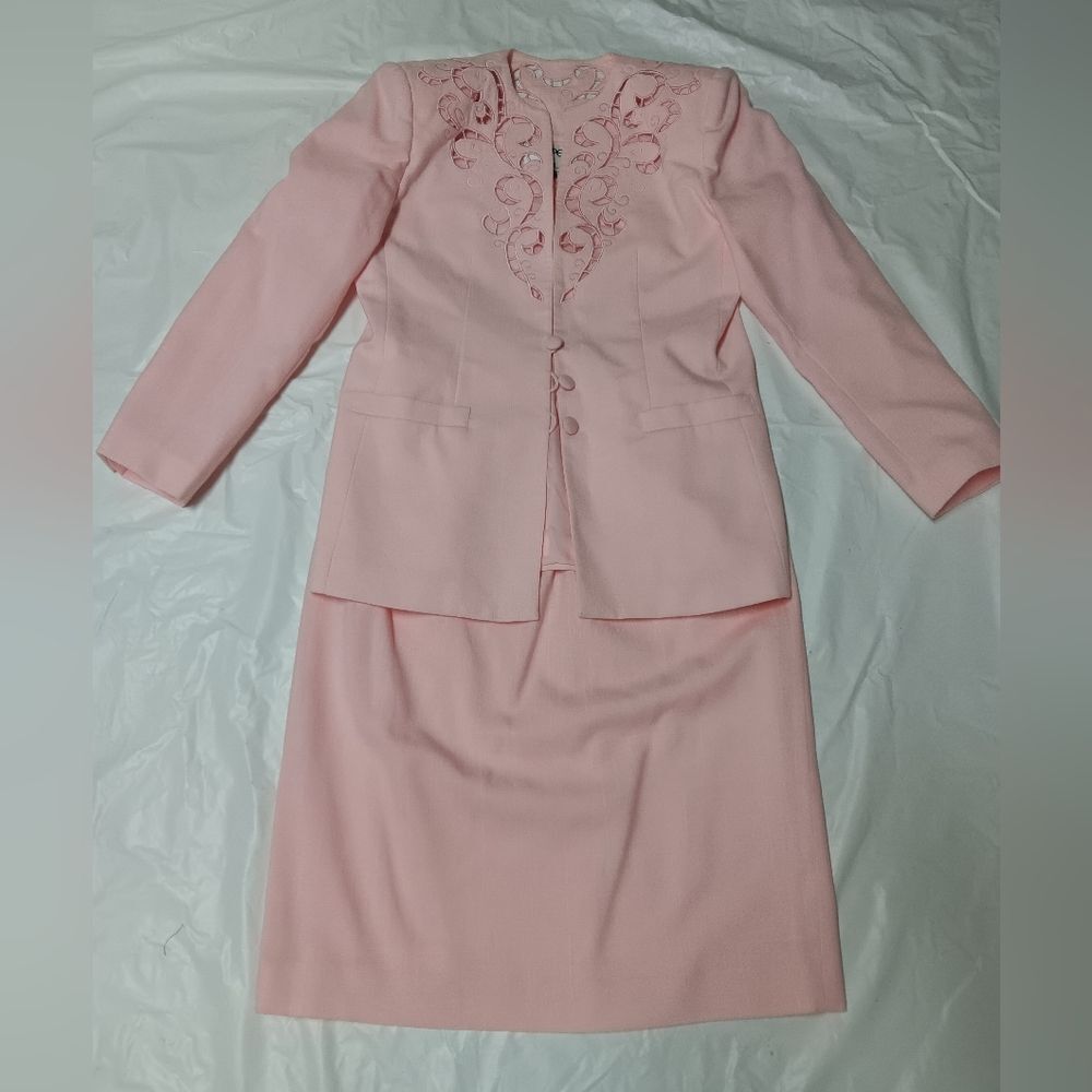 Kasper ASL Pink 3 Piece Top Skirt And Blazer Suit For Work Size 10